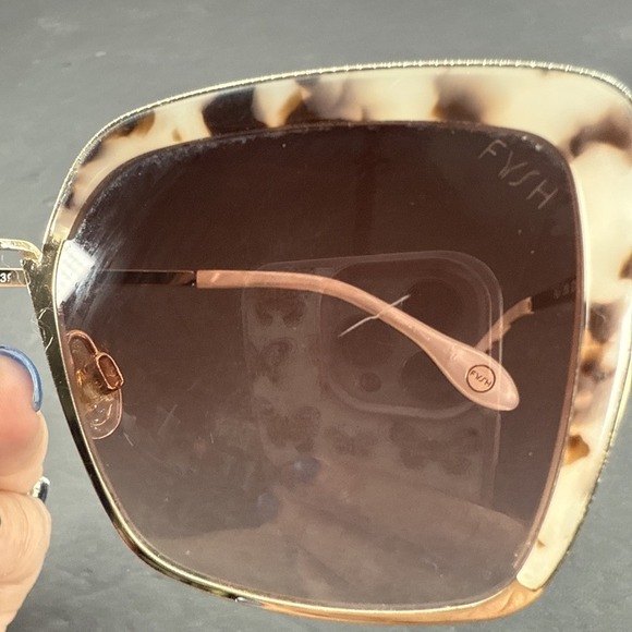 Fysh UK F-2058 Sunglasses 54-19-140 Gradient Gold - Picture 10 of 16